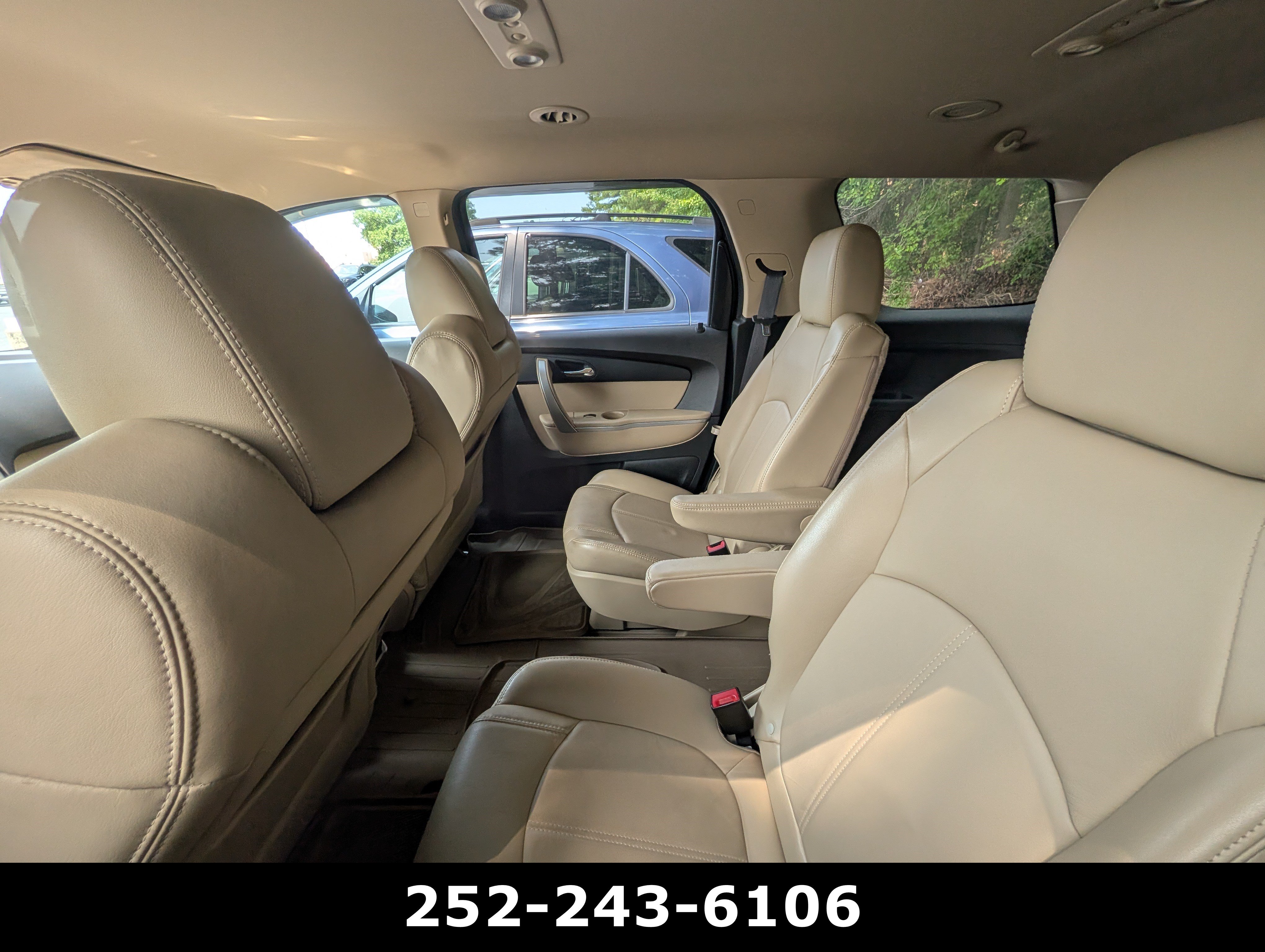 Used 2012 GMC Acadia SLT FWD image 9