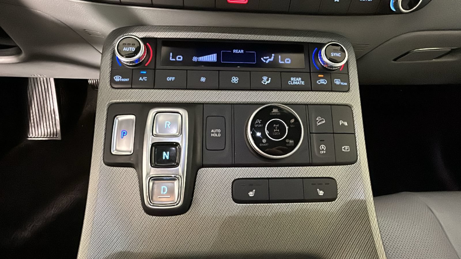 Used 2025 Hyundai Palisade SEL AWD/4WD image 25