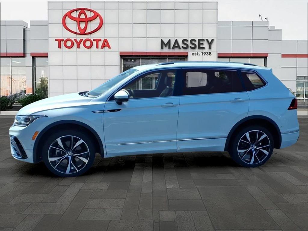 Used 2022 Volkswagen Tiguan SEL R-Line AWD/4WD image 6