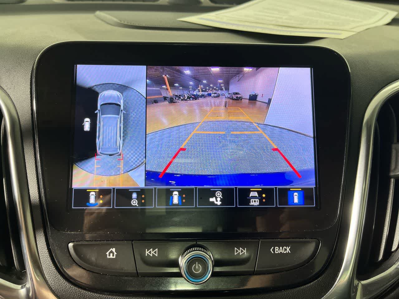 Used 2022 Chevrolet Equinox Premier AWD/4WD image 19