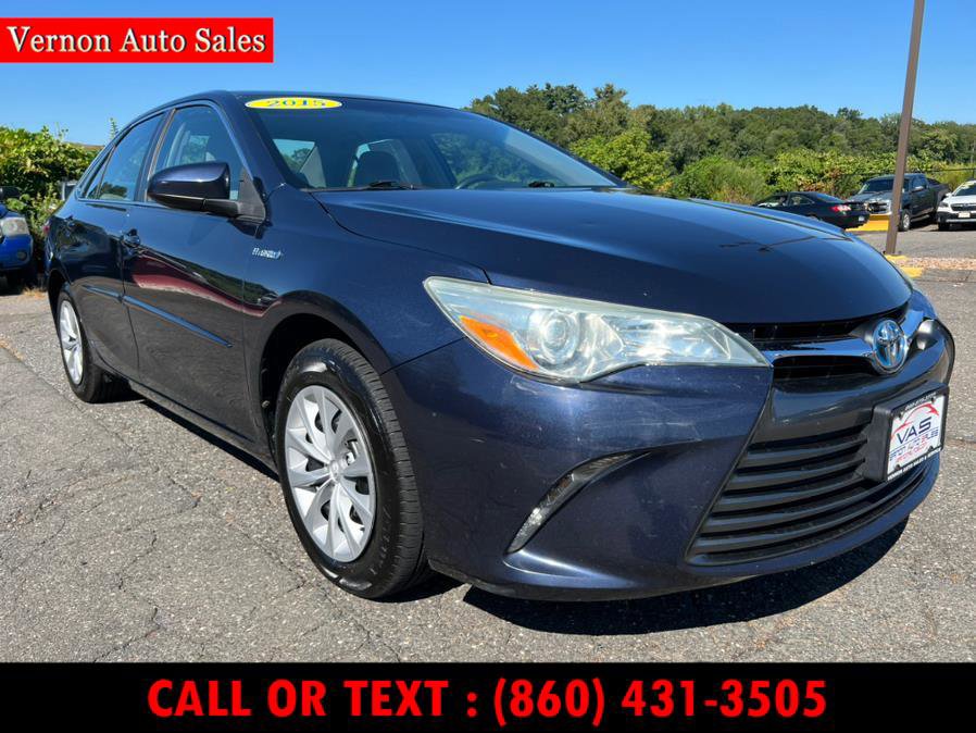 Used 2015 Toyota Camry LE image 3