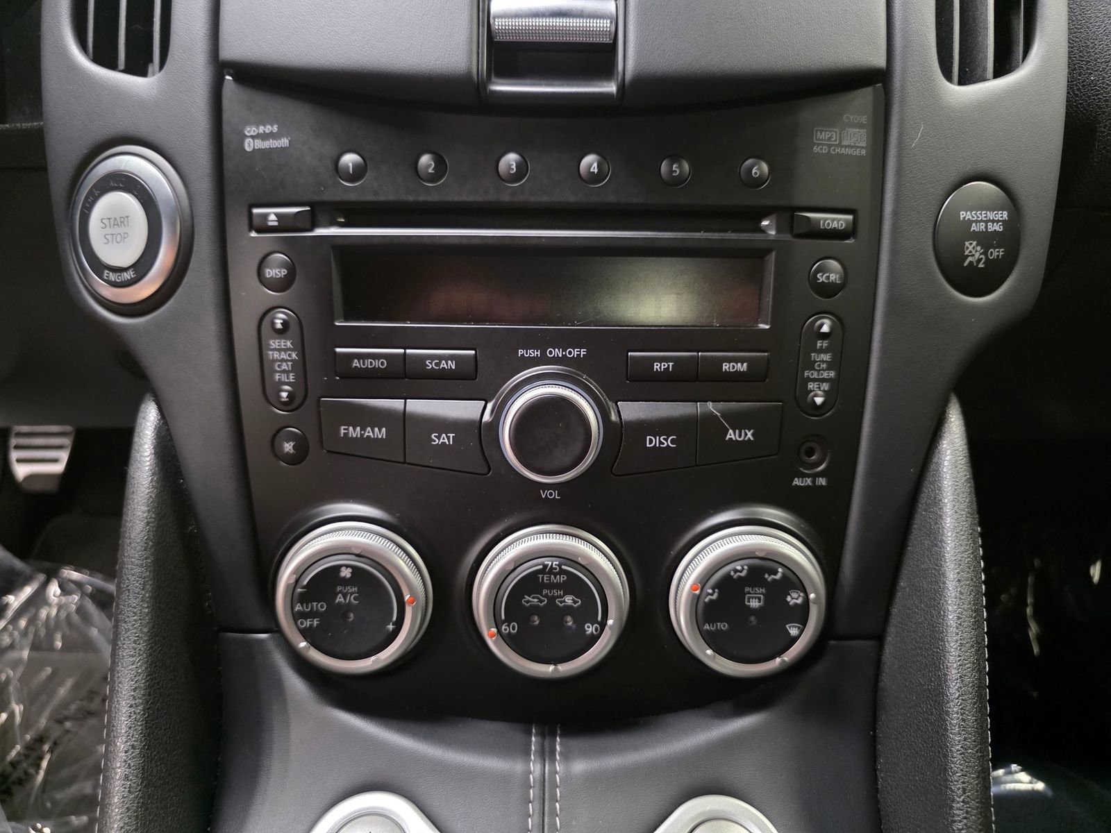 Used 2009 Nissan 370Z Touring w/ Sport Pkg RWD image 43
