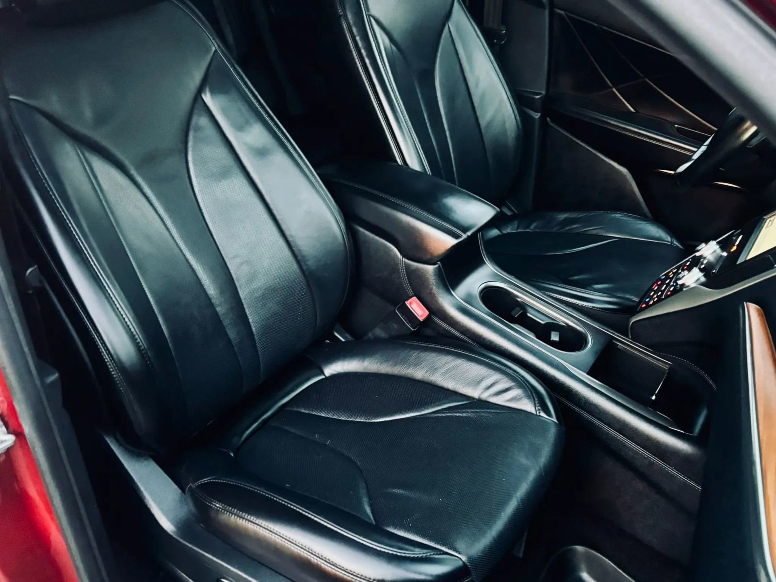 Used 2017 Lincoln MKC Reserve w/ Lincoln MKC Climate Package image 15