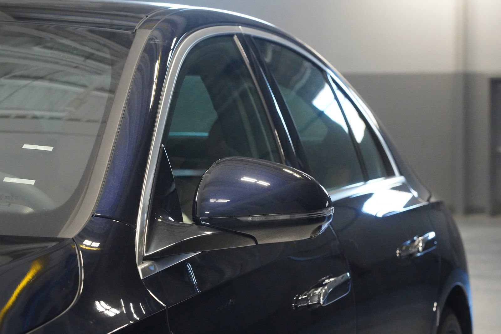New 2026 Mercedes-Benz E 450 4MATIC Sedan image 9