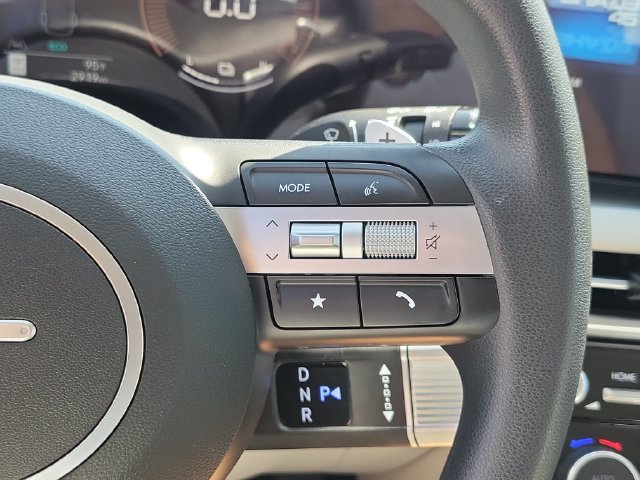 Used 2026 Hyundai Tucson Blue SE AWD/4WD image 8
