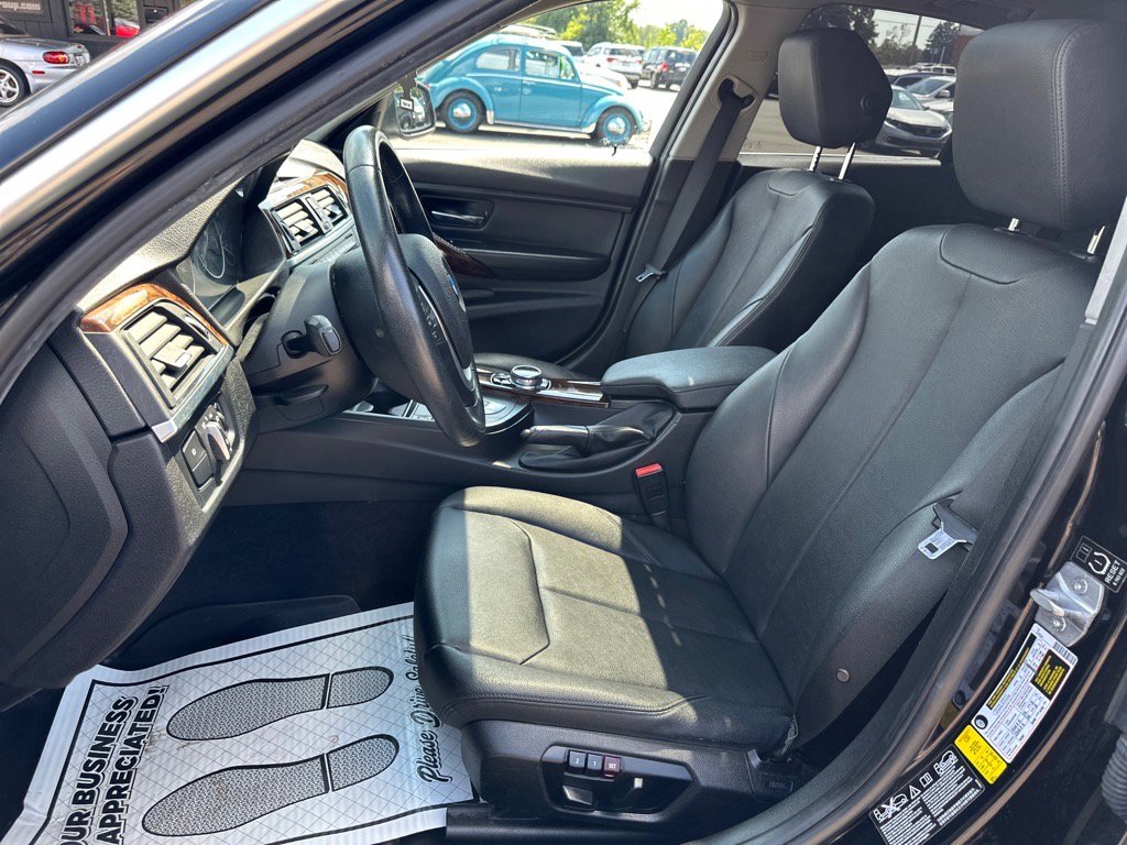 Used 2015 BMW 328i xDrive Sedan image 16