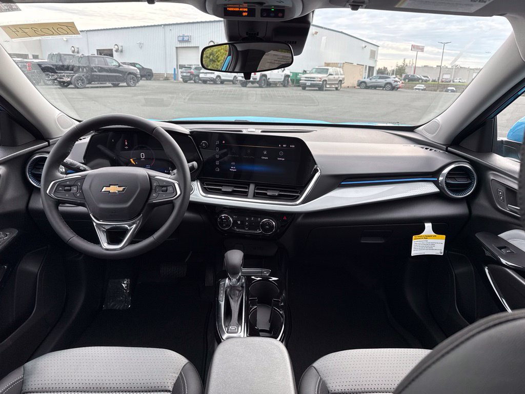 New 2026 Chevrolet Trax LT w/ Driver Confidence Package FWD image 14