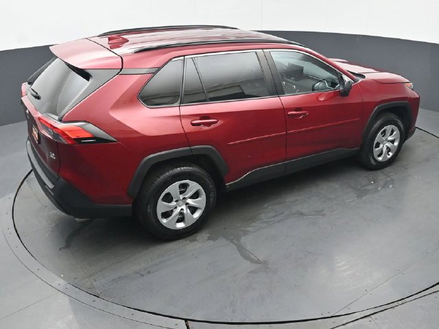 Certified 2021 Toyota RAV4 LE AWD/4WD image 37