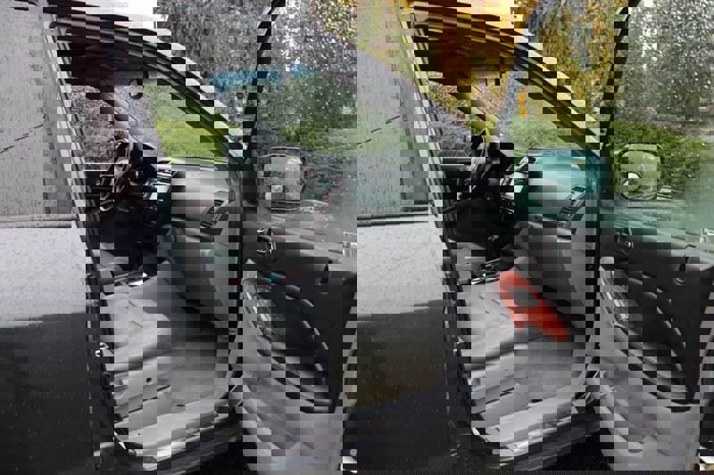 Used 2005 Acura MDX image 14