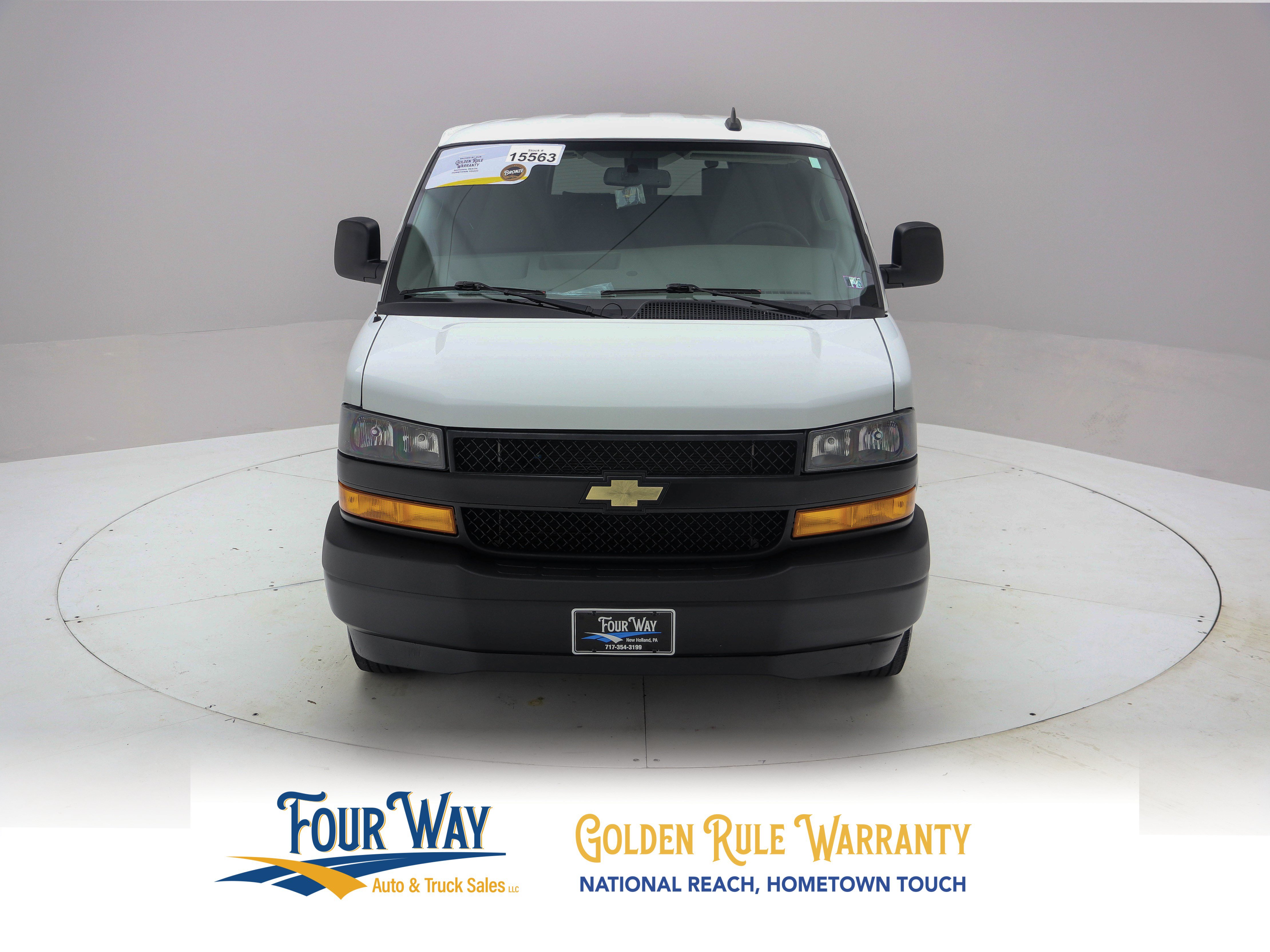 Used 2023 Chevrolet Express 3500 LS RWD image 9