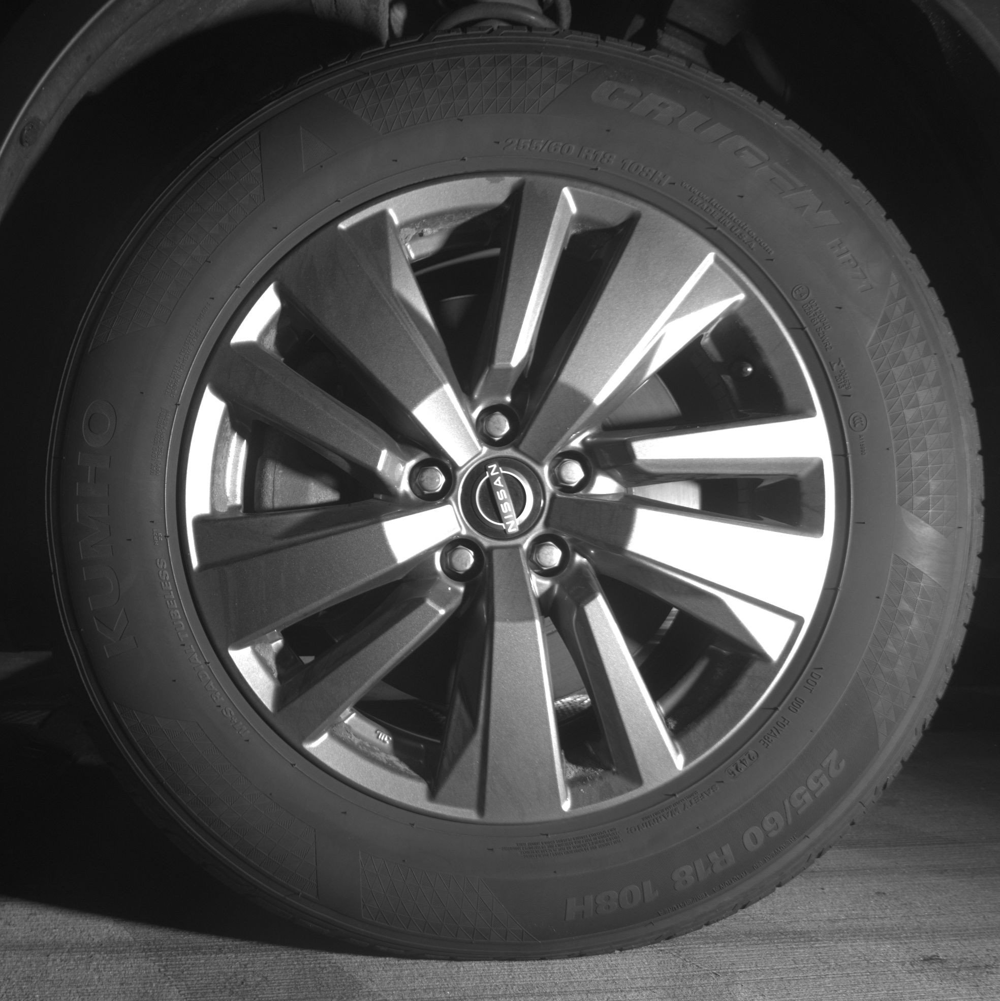 Used 2025 Nissan Pathfinder SV AWD/4WD image 12