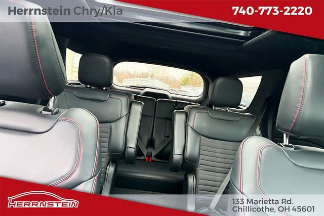 Used 2025 Ford Explorer ST-Line w/ Premium Package image 27