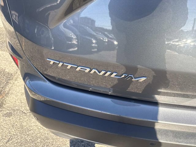 Used 2024 Ford Edge Titanium image 7