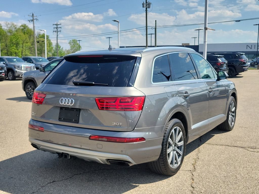 Used 2017 Audi Q7 3.0T Premium Plus AWD/4WD image 4