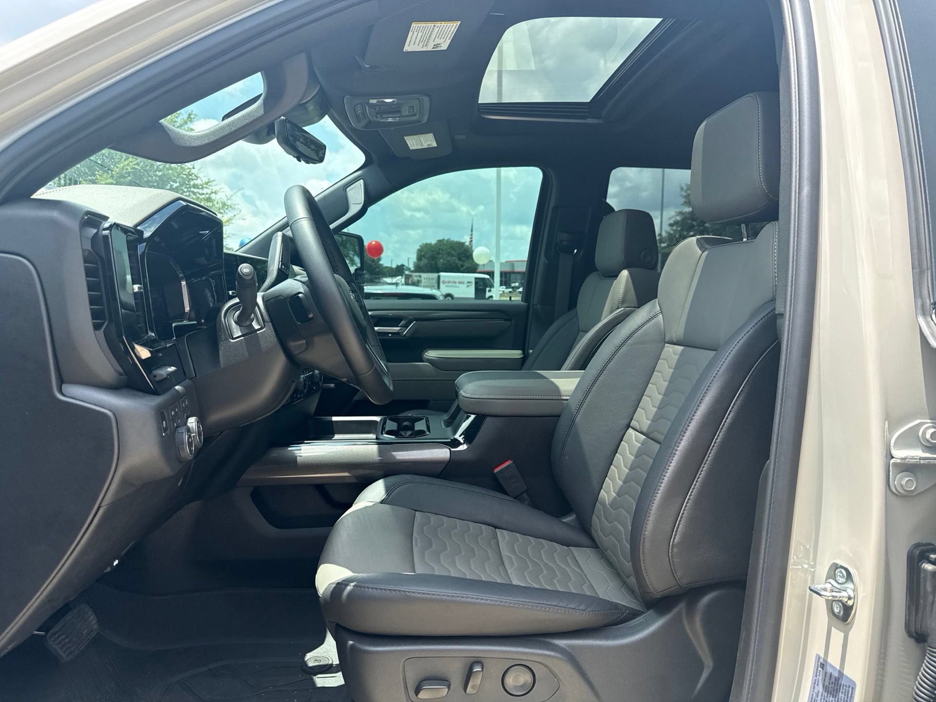 Used 2026 Chevrolet Silverado 2500 ZR2 AWD/4WD image 7