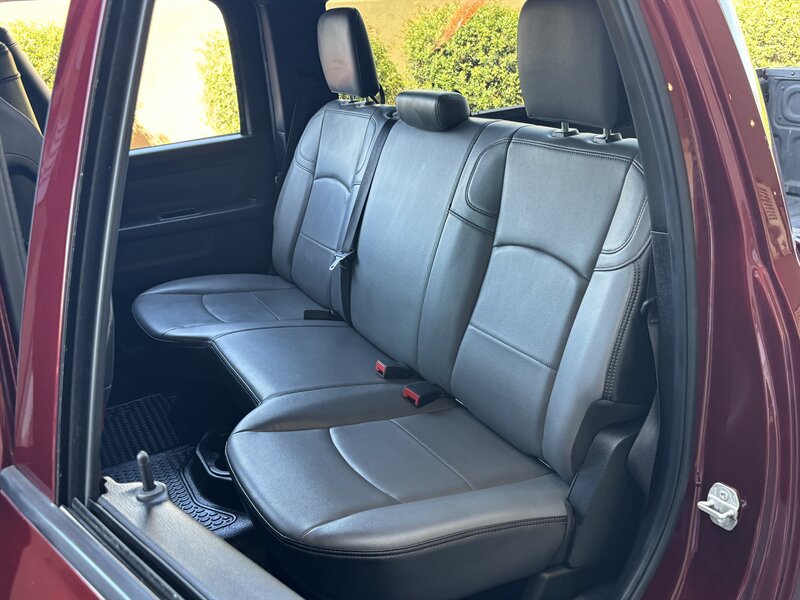 Used 2024 RAM 2500 Tradesman w/ Chrome Appearance Group AWD/4WD image 34