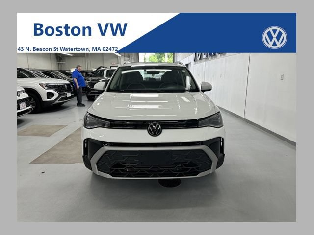 Used 2025 Volkswagen Taos SE w/ Panoramic Sunroof Package AWD/4WD image 1