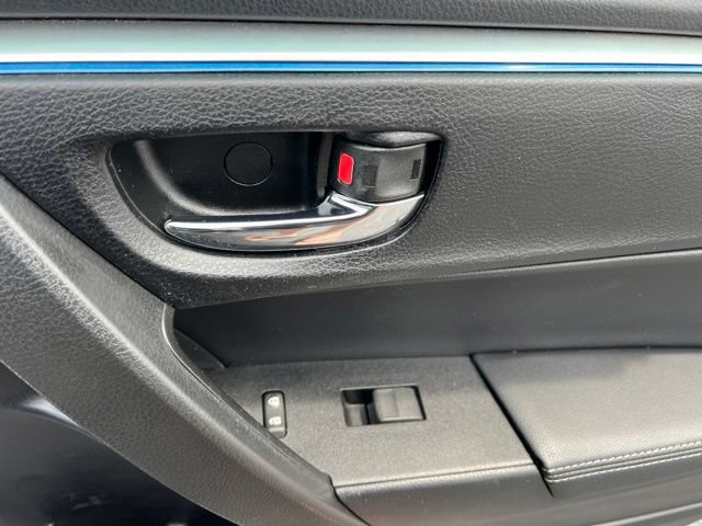 Used 2014 Toyota Corolla S FWD image 29