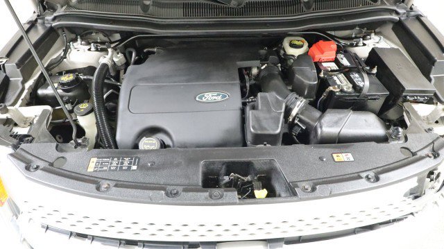 Used 2014 Ford Explorer XLT image 18