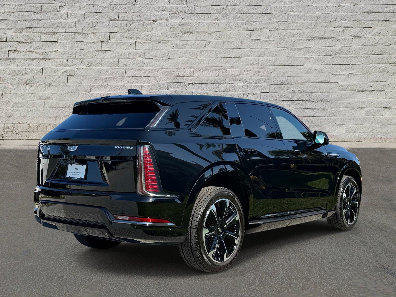 Certified 2026 Cadillac Escalade IQ Sport 2 AWD/4WD image 5