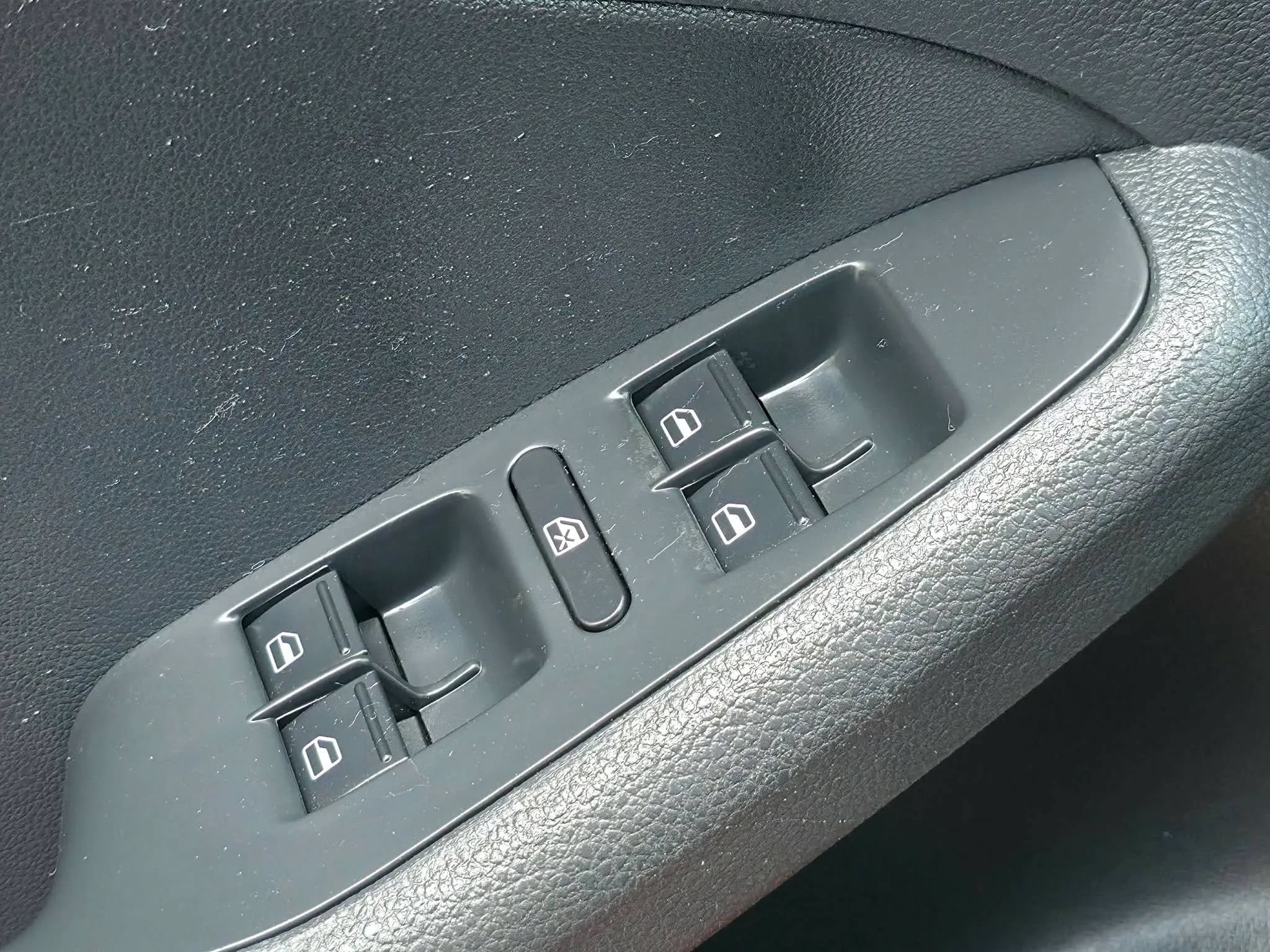 Used 2018 Volkswagen Jetta S FWD image 23