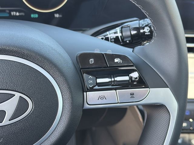 New 2026 Hyundai Elantra Limited image 25