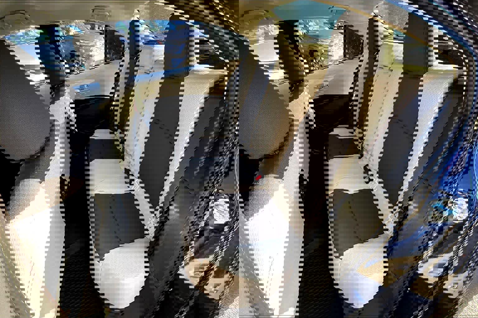 Certified 2025 Toyota Corolla LE image 19