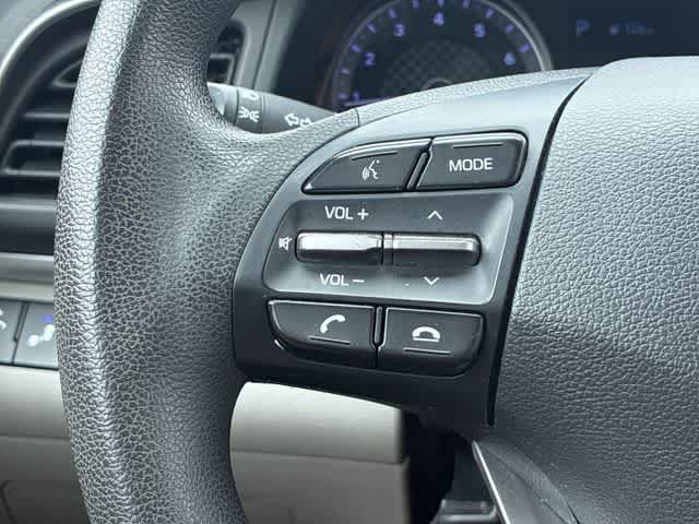 Used 2020 Hyundai Elantra SEL image 24