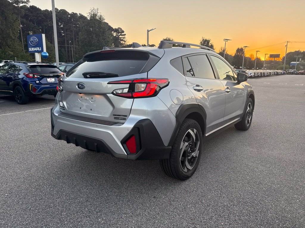 Used 2026 Subaru Crosstrek 2.5i Limited w/ Crosstrek Mirror Package AWD/4WD image 5