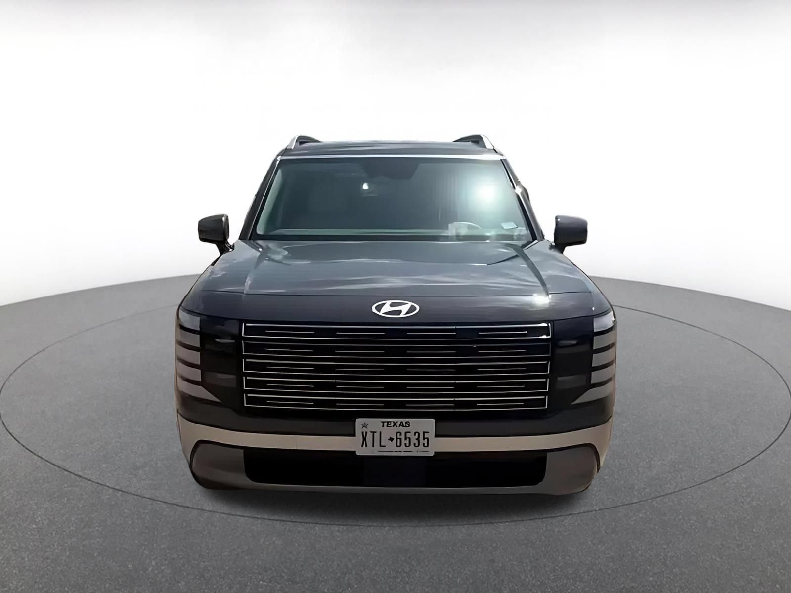 Used 2026 Hyundai Palisade SEL FWD image 4