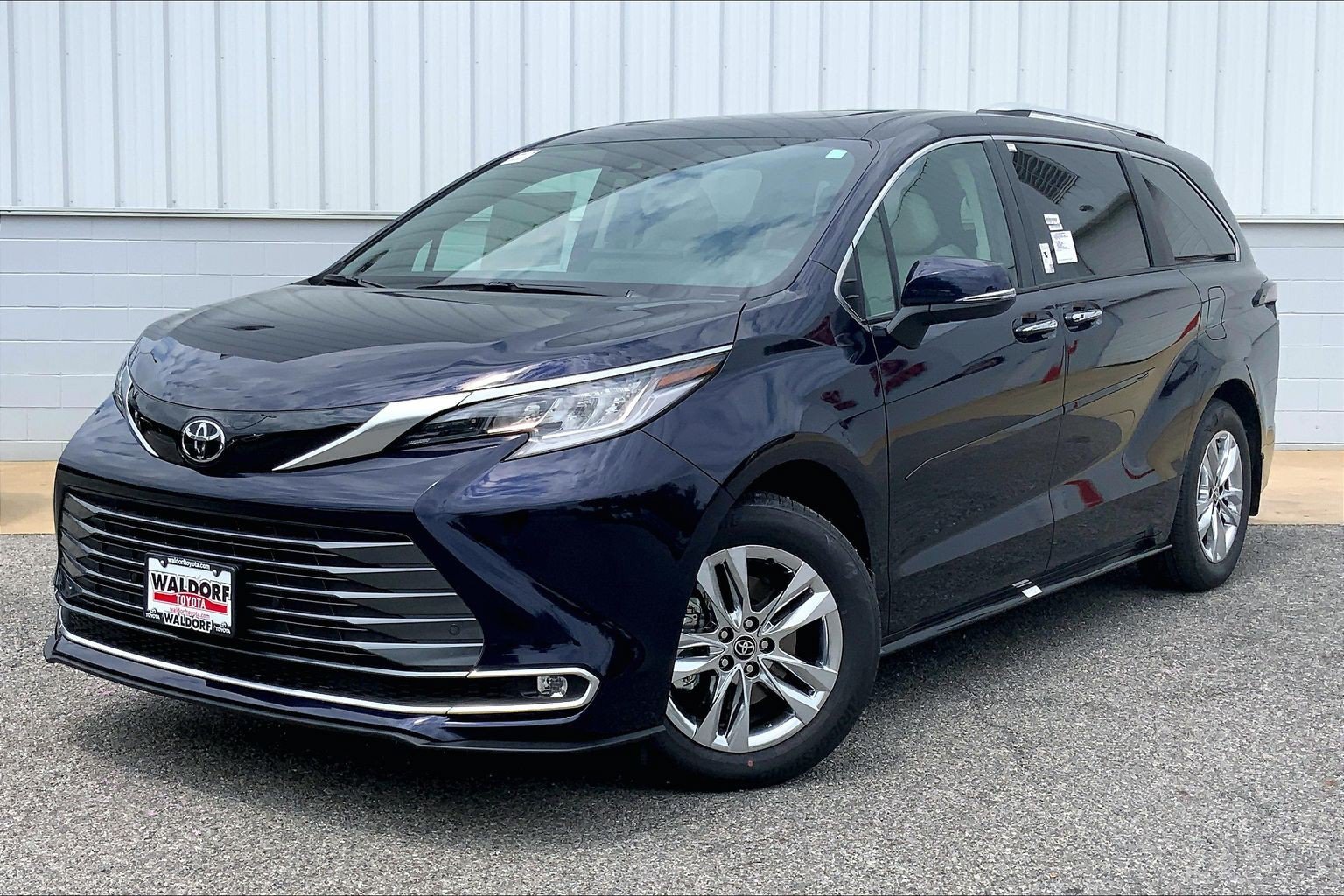 New 2026 Toyota Sienna Limited AWD/4WD image 2