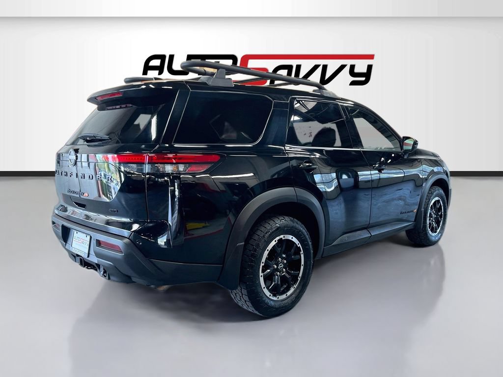 Used 2024 Nissan Pathfinder Rock Creek AWD/4WD image 7
