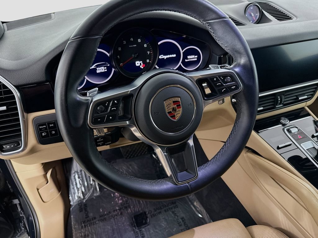 Certified 2020 Porsche Cayenne image 12