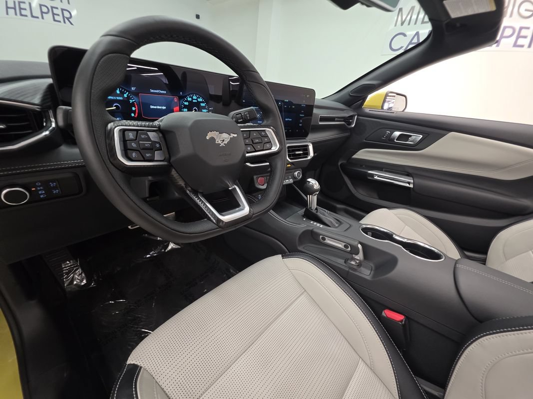 Used 2025 Ford Mustang GT Premium w/ GT Performance Package RWD image 36