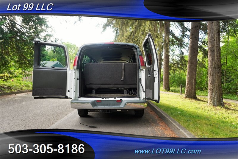 Used 2002 Chevrolet Express 3500 Extended Passenger w/ LS Preferred Equipment Group RWD image 28