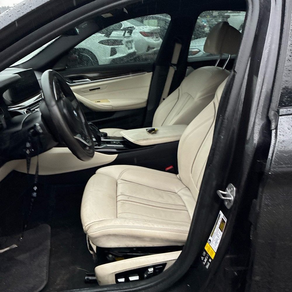 Used 2018 BMW M550i xDrive w/ Driving Assistance Package AWD/4WD image 5
