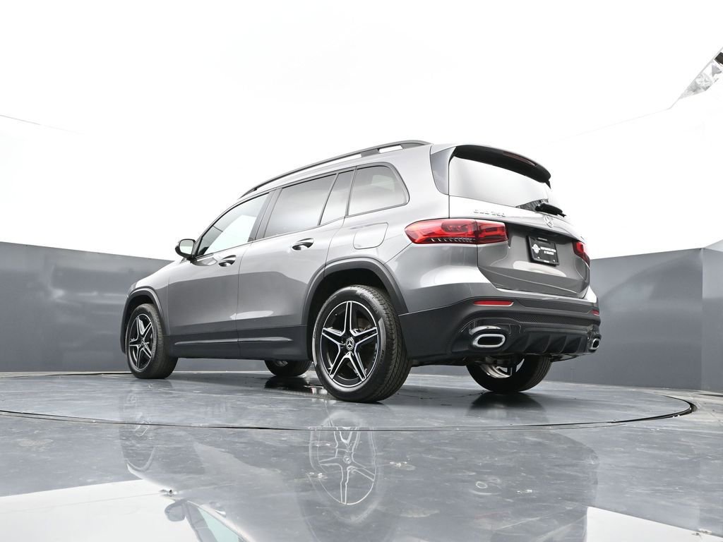 Used 2021 Mercedes-Benz GLB 250 4MATIC image 44