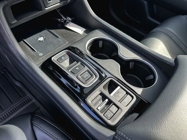 Used 2023 Honda Pilot Touring image 19