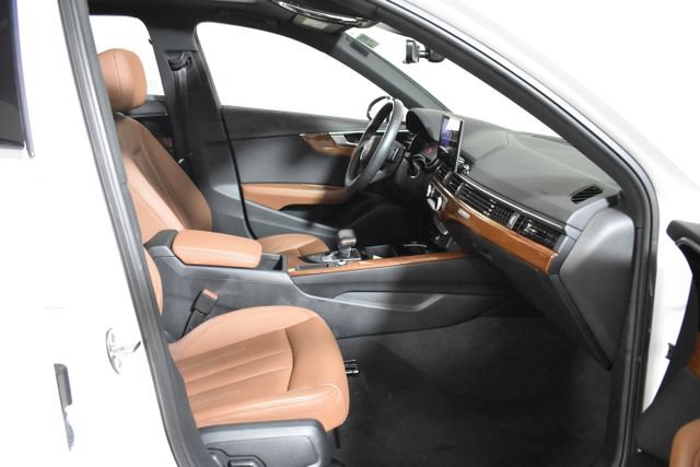 Used 2023 Audi A4 2.0T Premium w/ Convenience Package AWD/4WD image 32