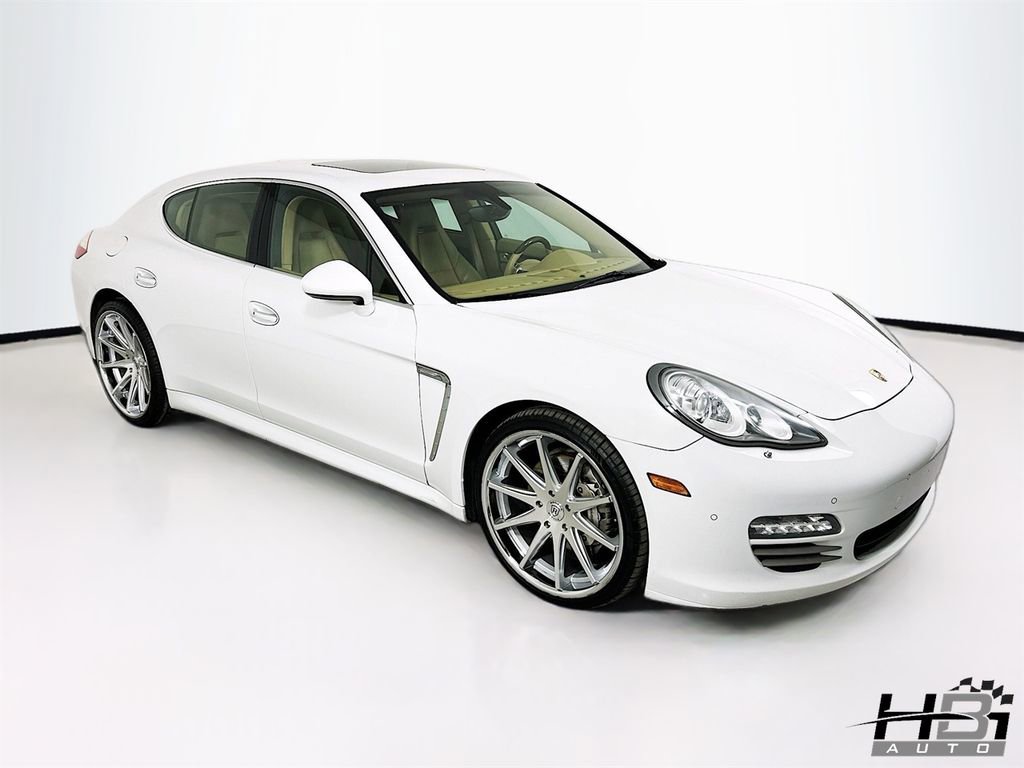 Used 2013 Porsche Panamera 4S image 4