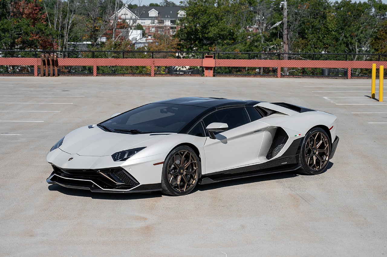 Used 2022 Lamborghini Aventador LP 780-4 Ultimae AWD/4WD image 2