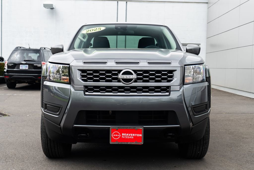 Used 2025 Nissan Frontier SV AWD/4WD image 2