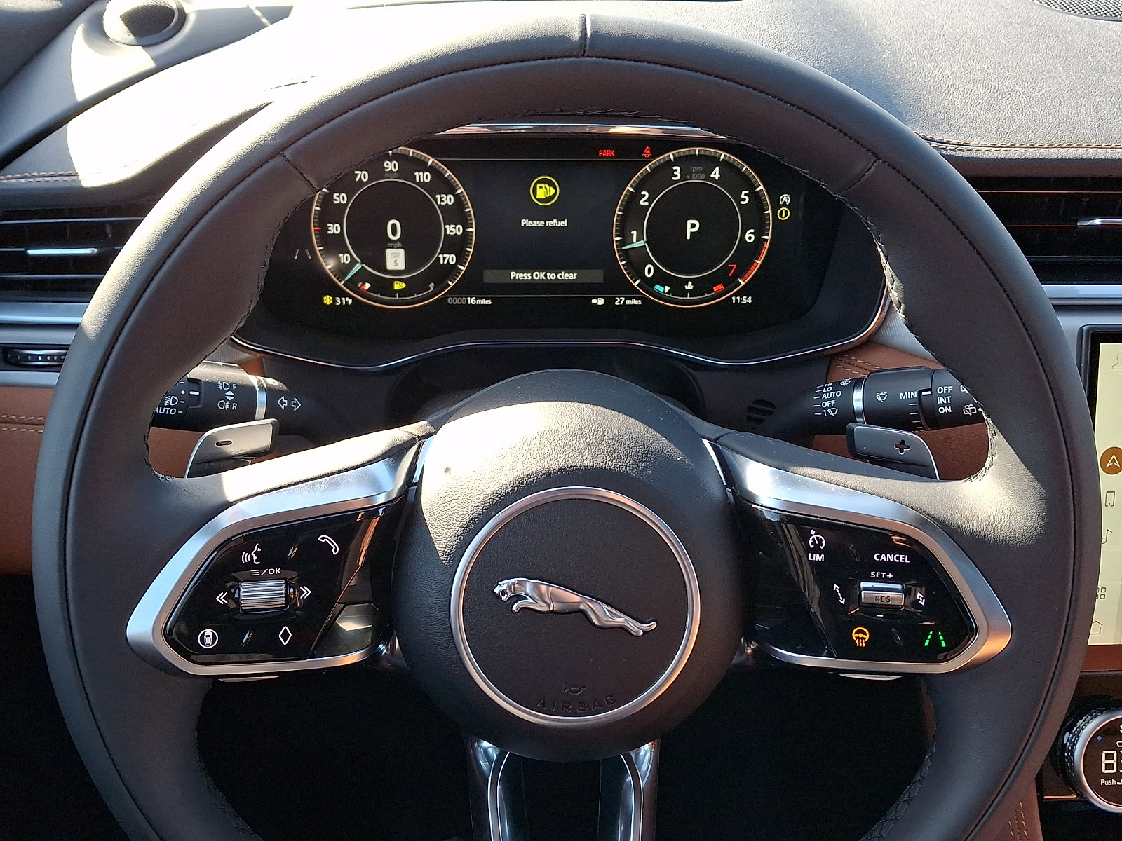 New 2026 Jaguar F-PACE R-Dynamic S image 18