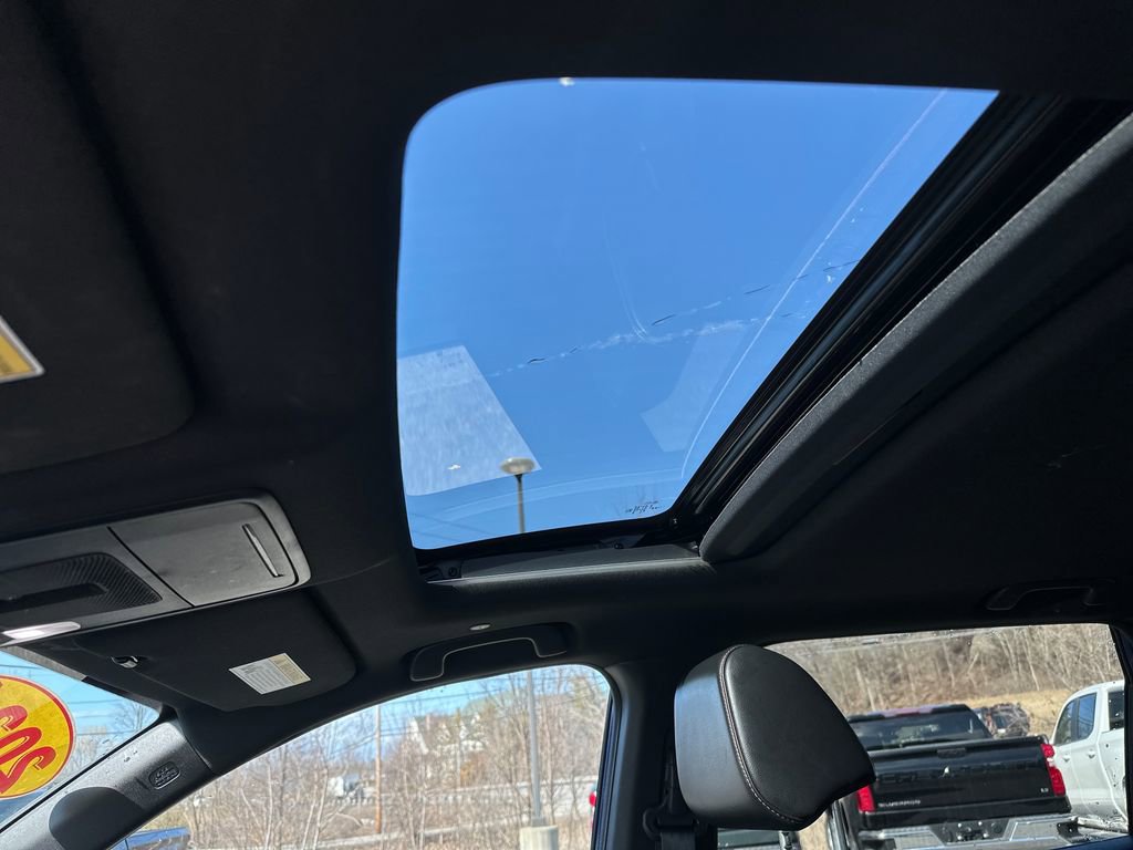 Used 2024 Honda CR-V Sport Touring image 19