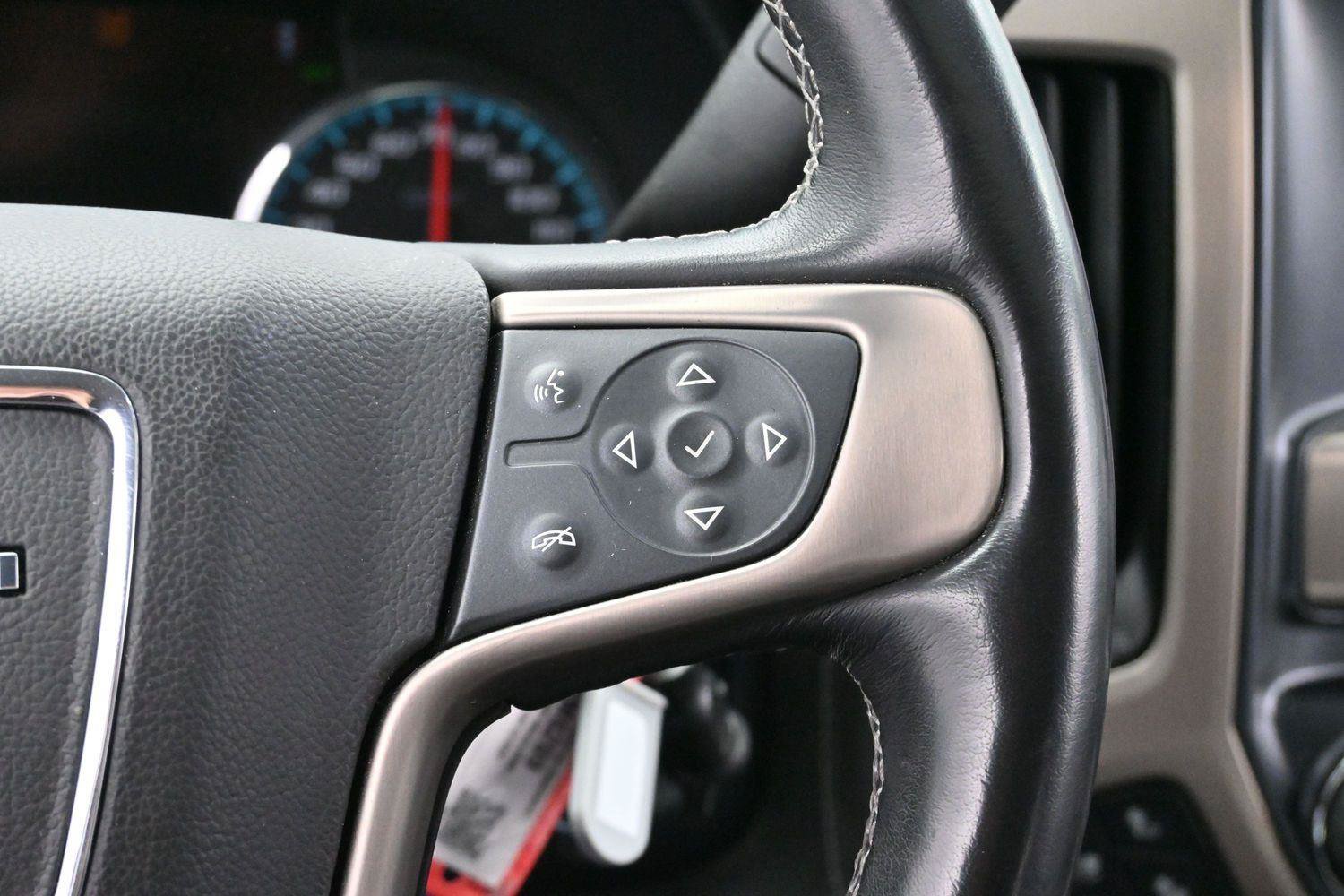 Used 2019 GMC Sierra 2500 Denali w/ Duramax Plus Package AWD/4WD image 16