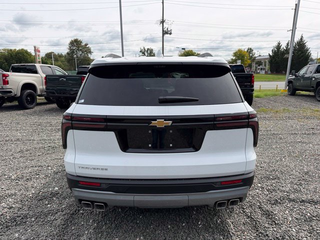 New 2027 Chevrolet Traverse LT w/ Driver Confidence Package FWD image 8