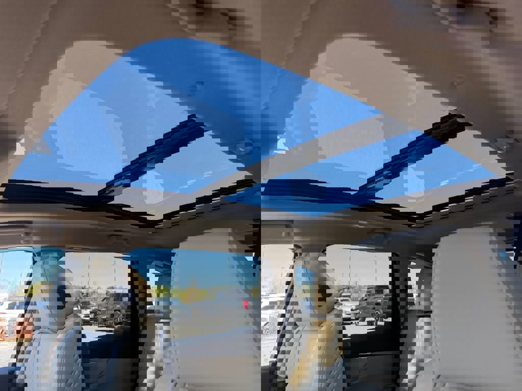 Used 2025 Acura MDX SH-AWD image 30