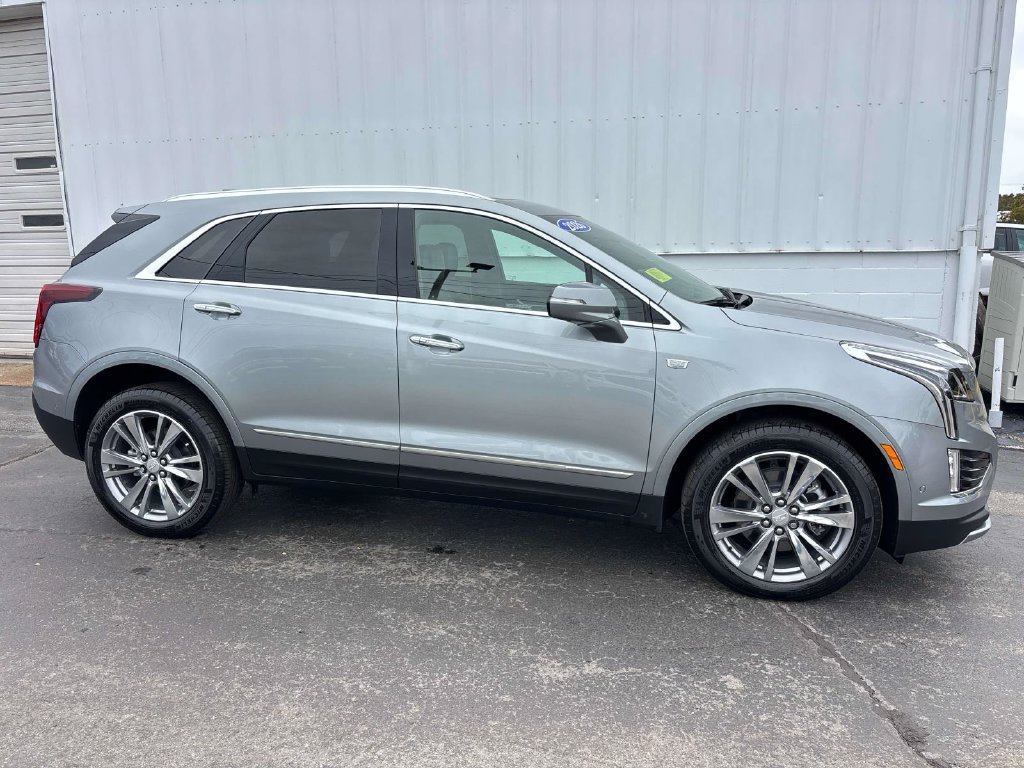 Used 2026 Cadillac XT5 Premium Luxury w/ Driver Assist Package AWD/4WD image 5