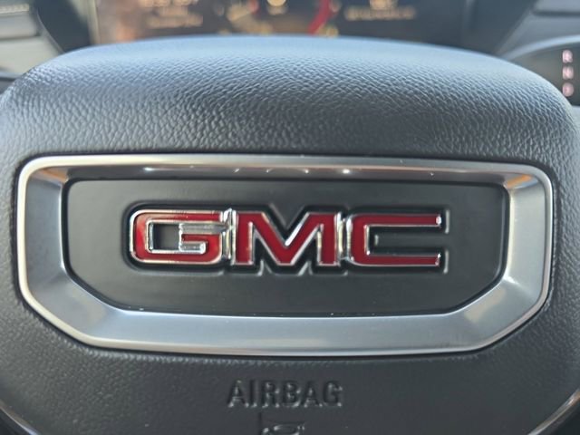 Used 2025 GMC Acadia Elevation image 5