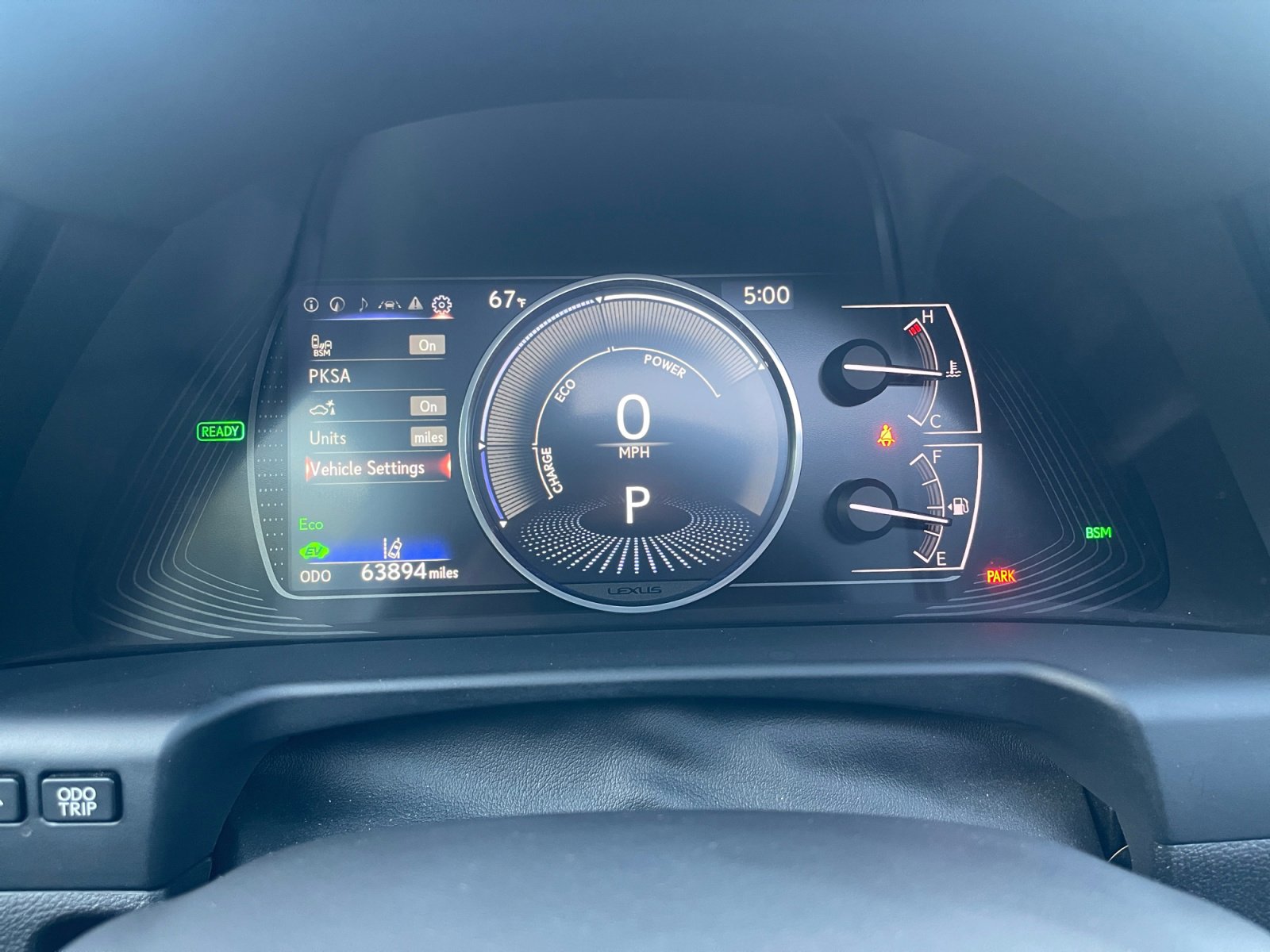 Used 2023 Lexus ES 300h w/ Premium Package image 27